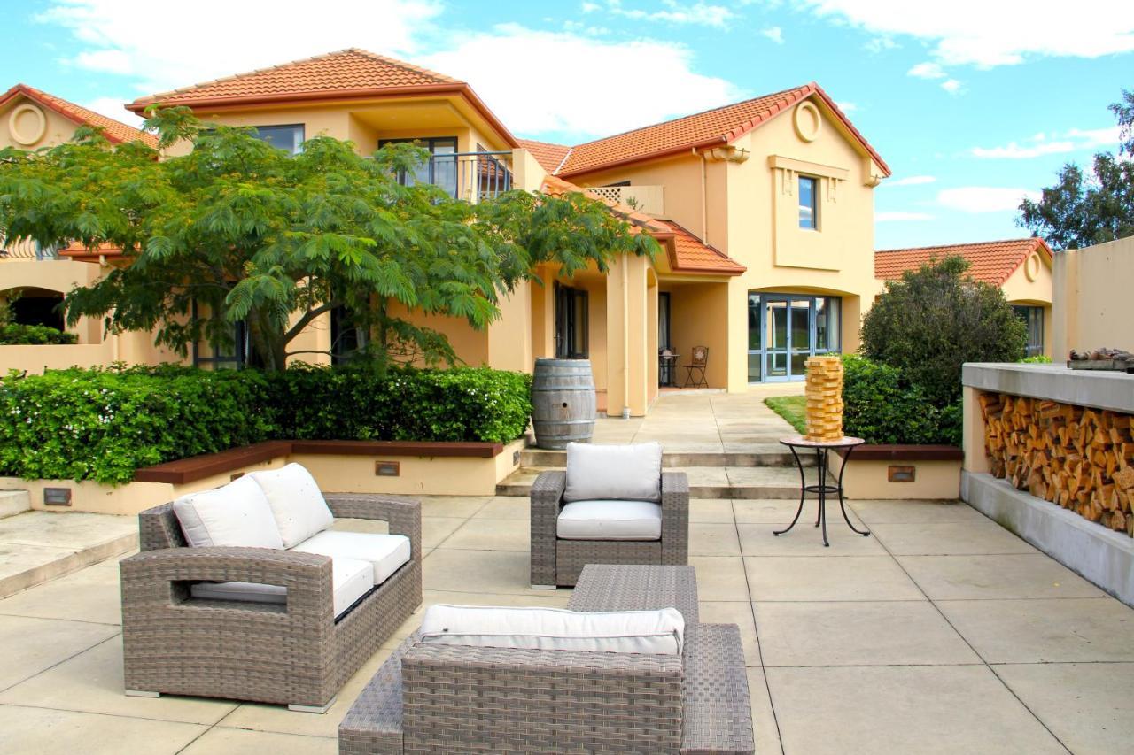 Tuscany Downs Estate Darfield Екстер'єр фото