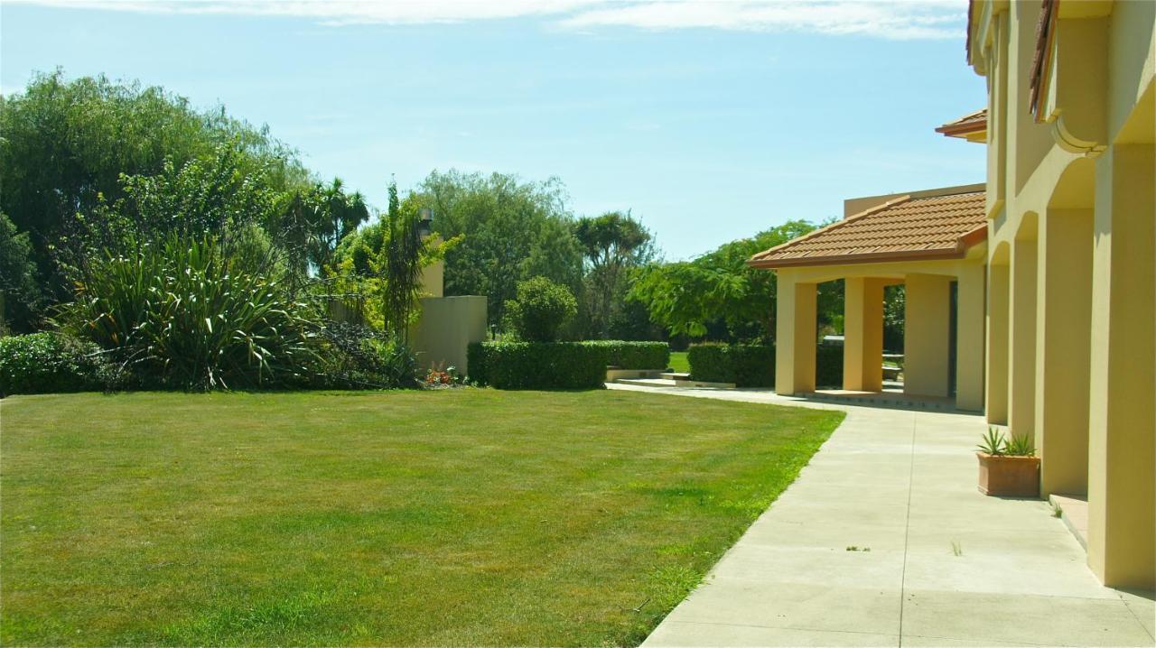 Tuscany Downs Estate Darfield Екстер'єр фото